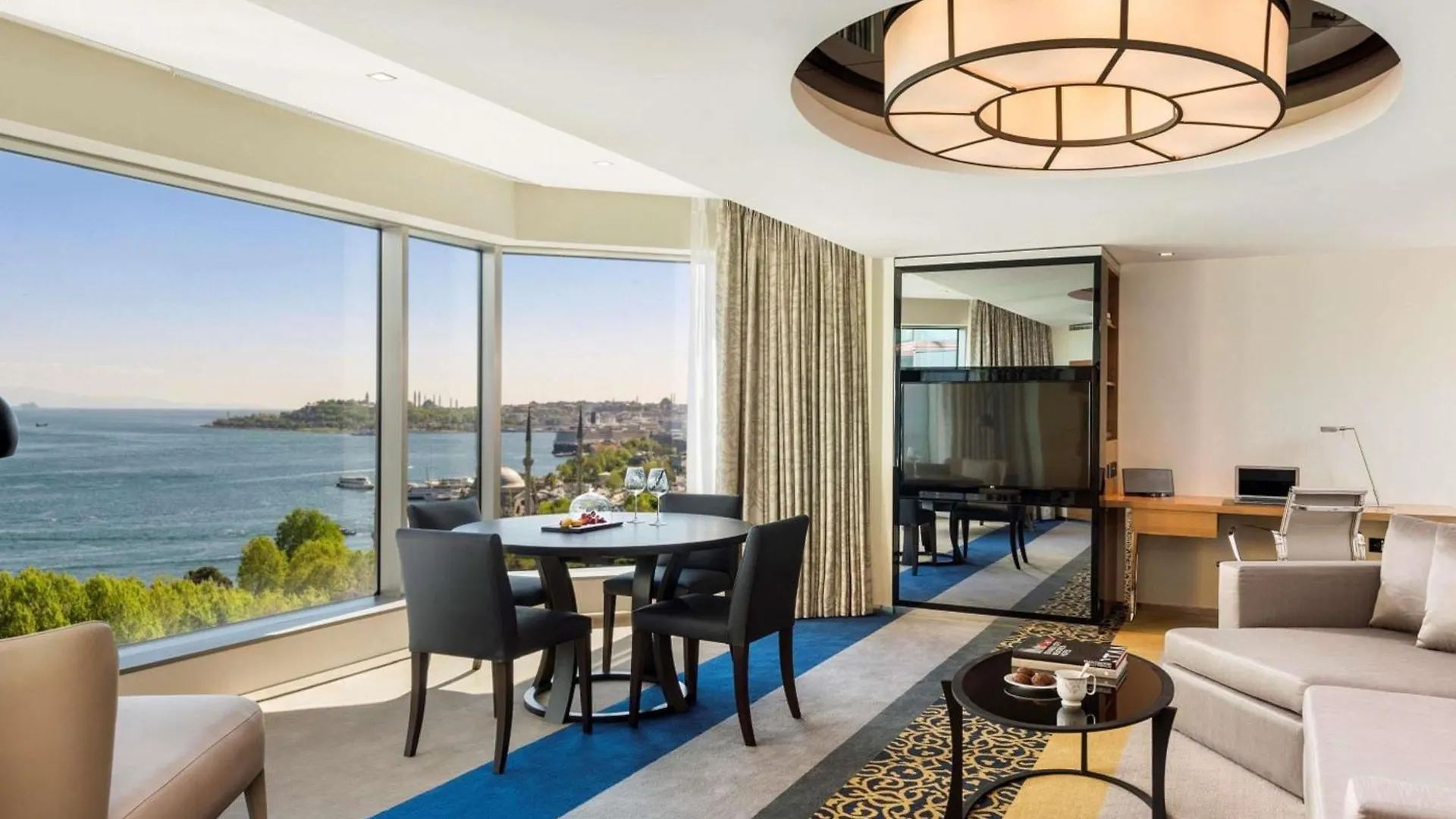 Swissotel The Bosphorus Istambul 5*,