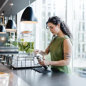 Citizenm Tower Of 4* לונדון